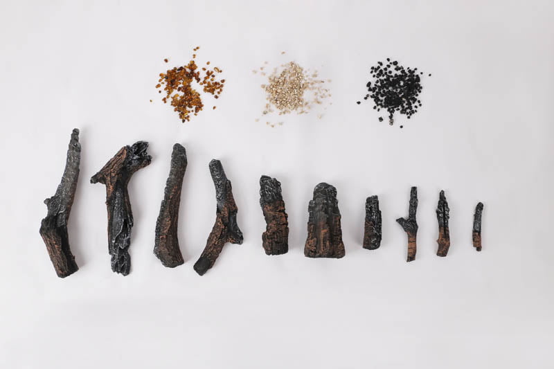 OAK - 10 Piece Media Kit Includes: 10 logs, 2 colors of real fireglass, 2 colors of vermiculite (for use in electric fireplaces only)